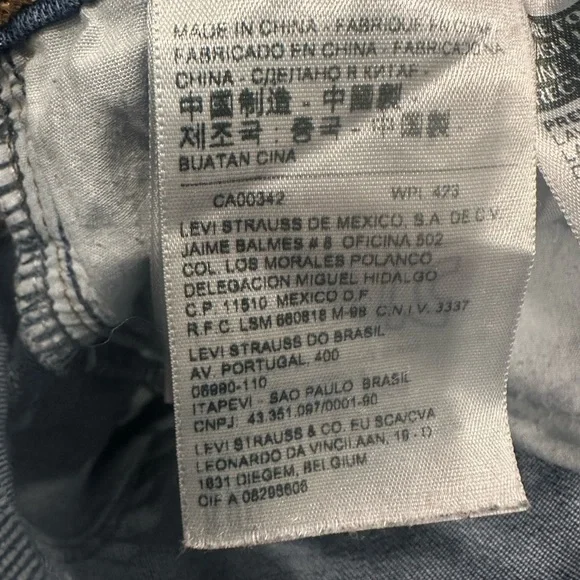 Levi's 30 Woman's Bermuda Denim Rolled Hem Shorts Mid Rise Stretch Preppy Levis - Picture 5 of 6